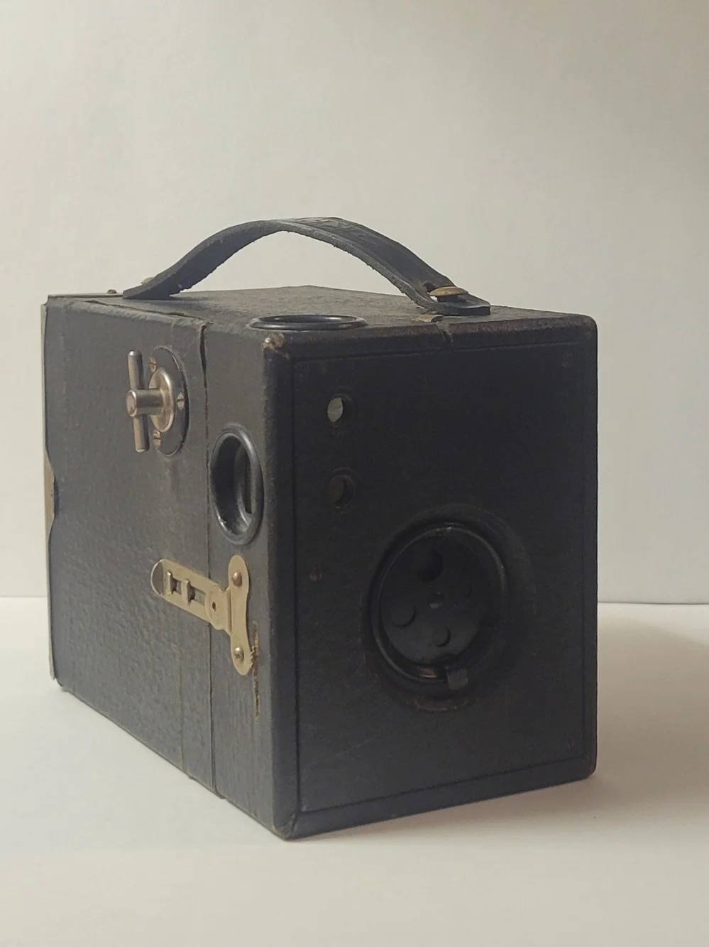 Antique Kewpie Box Camera - 1915-1922 Black Leatherette Film Camera